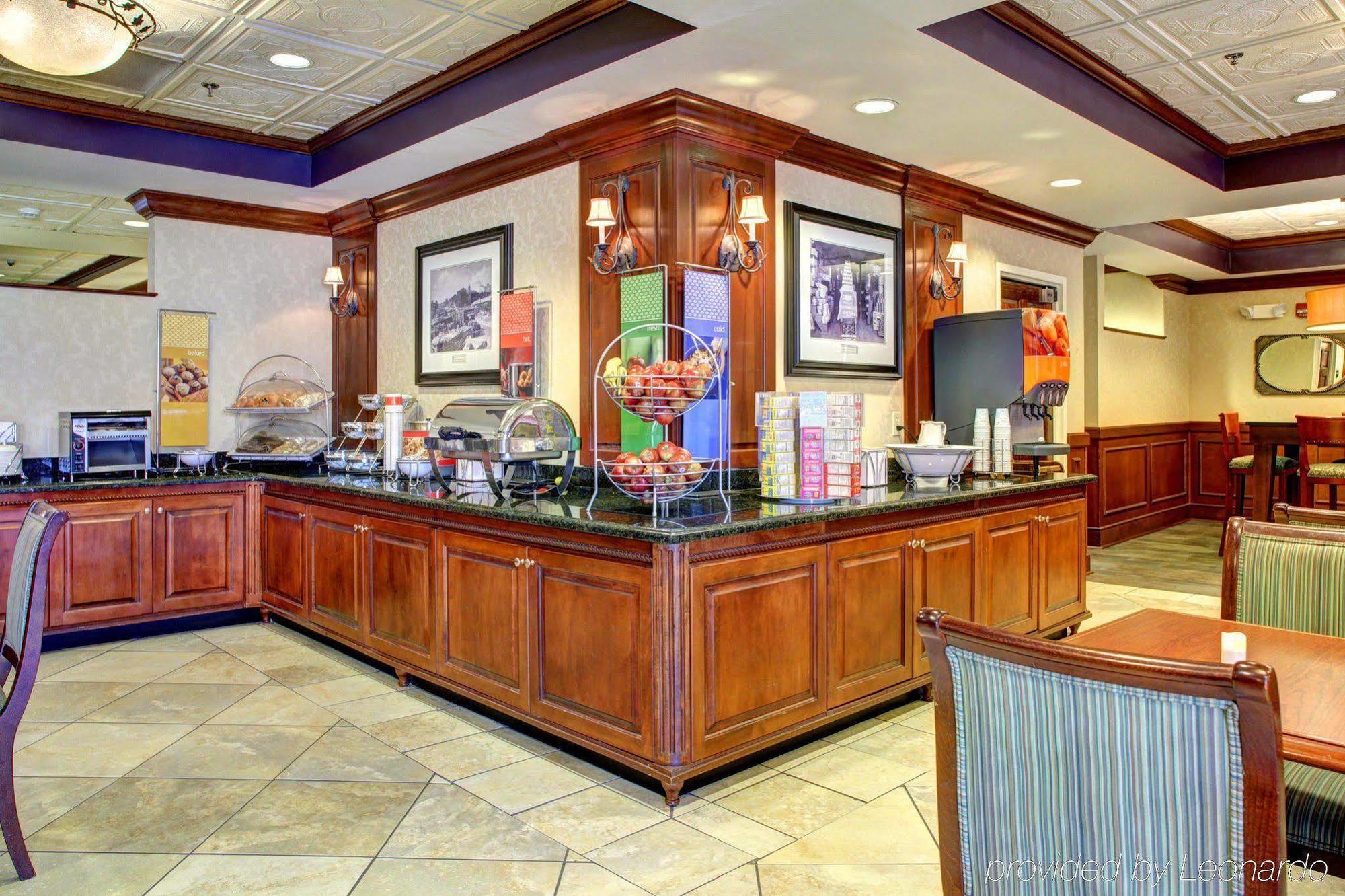 Hampton Inn Columbia-Downtown Historic District Exterior foto